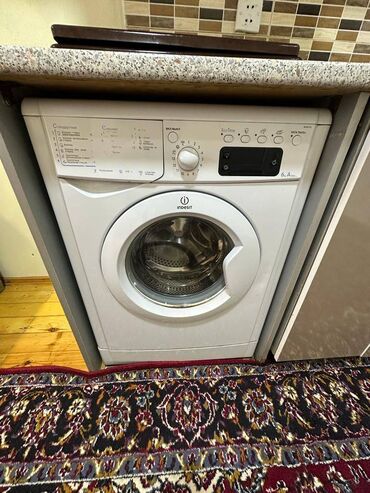 Uzunmüddətli kirayə evlər: 86 kv. m, 3 otaqlı -da lalafo.az — 6 Uzunmüddətli kirayə evlər: 86 kv. m, 3 otaqlı — 6