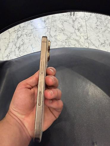 samsun a17: IPhone 16 Pro, 256 GB, Natural Titanium, Simsiz şarj — 3