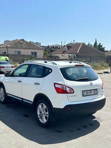 Nissan: Nissan Qashqai: 2 l | 2012 il Ofrouder/SUV — 3