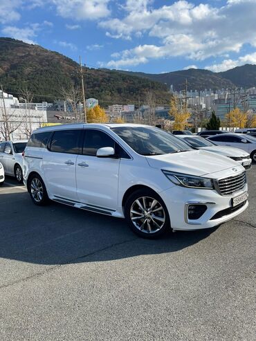 Kia: Kia Carnival: 2018 г., 2.2 л, Типтроник, Дизель, Минивэн