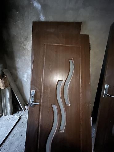 qapi taxta: Salam qapılar ideal vəziyyətdədir,çox az müddət işlənib yeniləri — 2