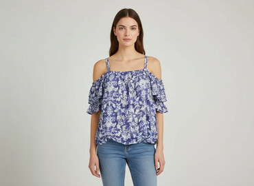 sweter z odkrytymi ramionami zara: House, Women's blouse, size S at lalafo.pl sweter z odkrytymi ramionami zara: House, Women's blouse, size S