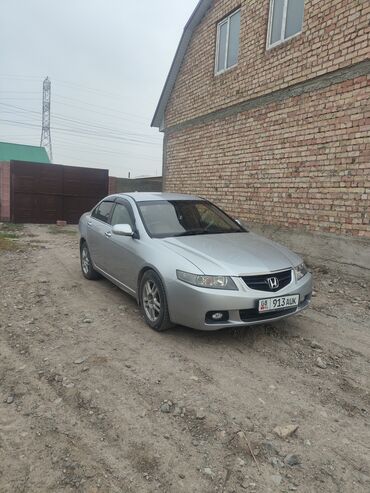 срочно продаю в связи с переездом: Honda Accord: 2002 г., 2 л, Автомат, Бензин, Седан