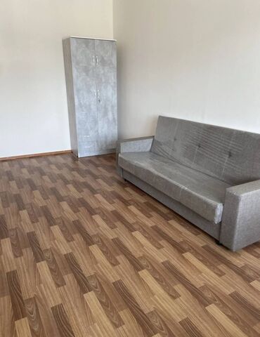 здаю квартиры бишкек: 1 бөлмө, Менчик ээси, Чогуу жашоосу жок, Толугу менен эмереги бар
