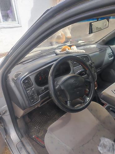 bmw e32: Nissan Almera: 2000 г., 1.8 л, Механика, Бензин, Седан — 1