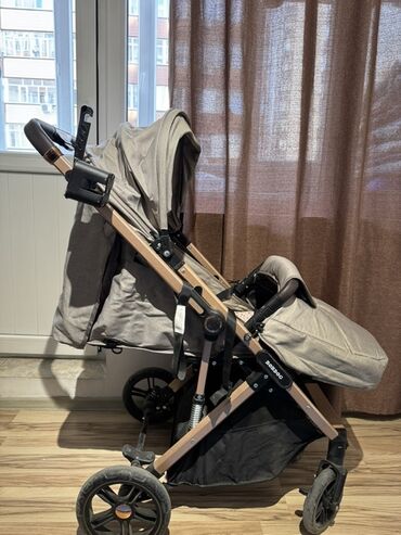 куплю коляски: Коляска, цвет - Золотой