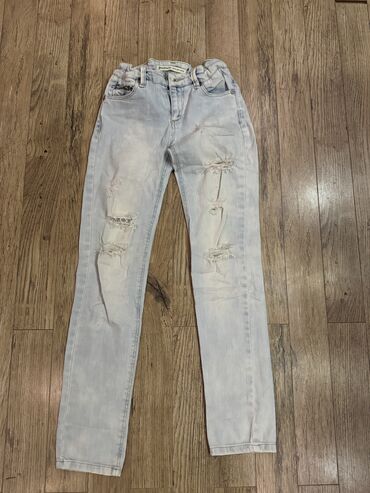 jeans salvar: Stradivarius 10-11yas yeni kimi 10azn .unvan inqilab,28may