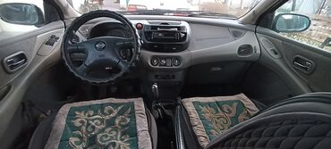Nissan: Nissan Almera Tino: 2000 г., 2.2 л, Механика, Дизель, Универсал