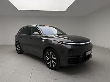 xpeng p7: Lixiang L7: 2023 г., 1.5 л, Автомат, Электромобиль, Внедорожник — 3