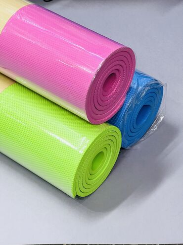 Спортивная форма: Коврики для йоги и фитнеса PVC
Размеры 183х61см
Толщина 0.6 мм