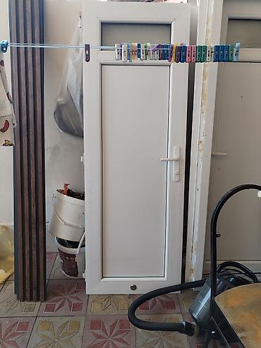 plastik ayna qapi: PVC qapılar dəstəni 70 uzunluğu 190 naliwnikledi təzə kimidi - — 2