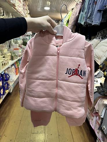 куртка jordan: Детский комплект Jordan для девочки, розовый, на возраст 4 года — 1