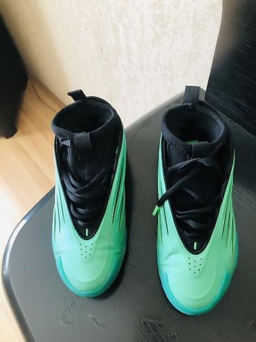 krosovkalar: Adidas V9 krosovkasi. 41 olcu. Almaniyadan getirmishem Temiz Adidas — 4