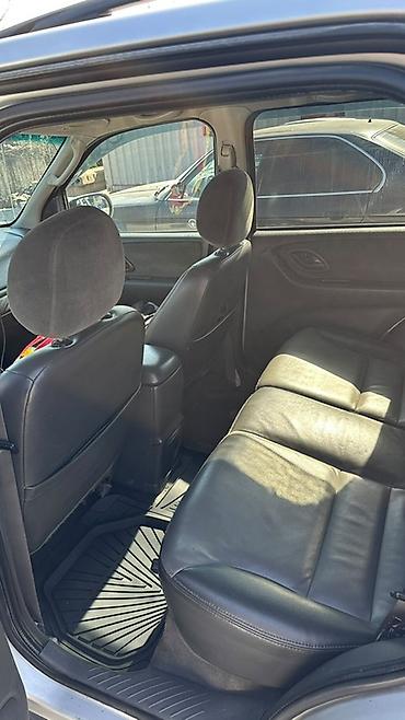 Pontiac: Mazda Tribute: 2003 г., 3 л, Бензин, Кроссовер lalafo.kg да — 10 Pontiac: Mazda Tribute: 2003 г., 3 л, Бензин, Кроссовер — 10