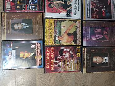 DVD diskləri kolleksiyası – müxtəlif janrlar və filmlər/seriallar
