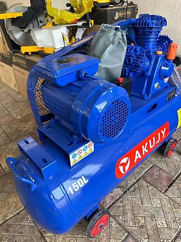 argb controller: Поршневой воздушный компрессор AKUJY W-0.36/8 (150L) - Тип: ременной — 4