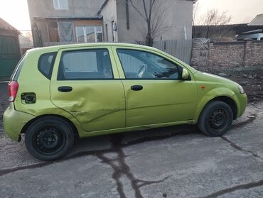 Daewoo: Daewoo Kalos: 2003 г., 1.4 л, Механика, Газ, Хэтчбэк