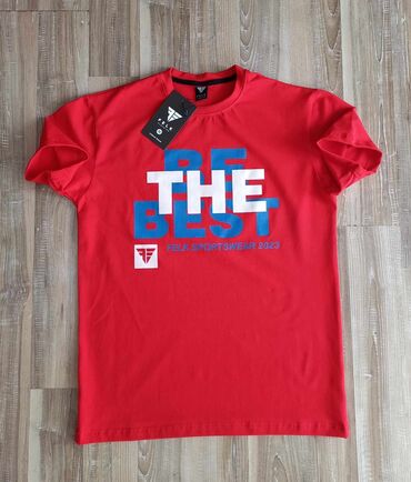 Majice: M-2xl
1400 na lalafo.rs — 23 Majice: M-2xl
1400 — 23