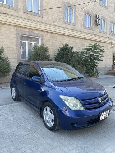 тойота хайлукс: Toyota ist: 2003 г., 1.3 л, Автомат, Бензин, Хетчбек