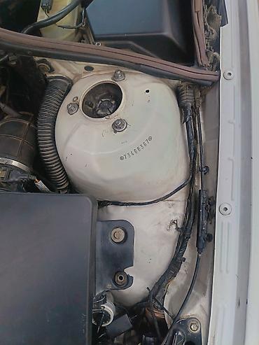 BMW: BMW 3 series: 2 l | 1999 il Sedan — 13