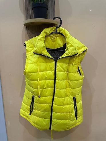 Личные вещи: Neon-sarı rəngdə qadın üçün yüngül şişmə jilet. - Material: parlaq — 1