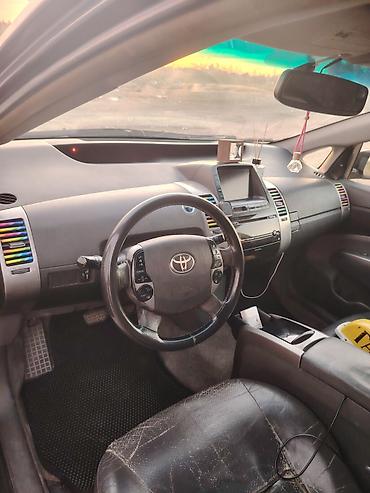 prius diskləri: Toyota Prius – hibrid hetçbek Xüsusiyyətlər: - Benzin-elektrik hibrid — 2