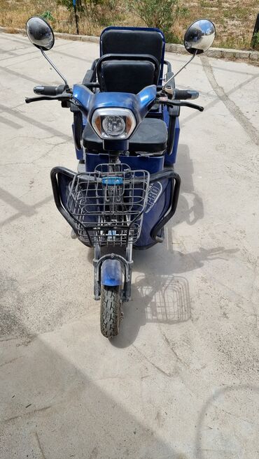 elektrikli mopedler v Azərbaycan | Elektrik ustaları: Elektriklə işləyən motoroller satılır. 5-6 saat zaryadka yığandan