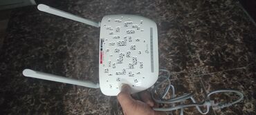 Настольные ПК и рабочие станции: TP-Link Wi‑Fi router - Model: TP-Link (üzərində LED indikator paneli