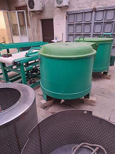 Digər kənd təssərüfat avadanlığı: Qənd pisiren aparat Təsvir: - Qanadlı heyvanların kəsimdən sonrakı — 4