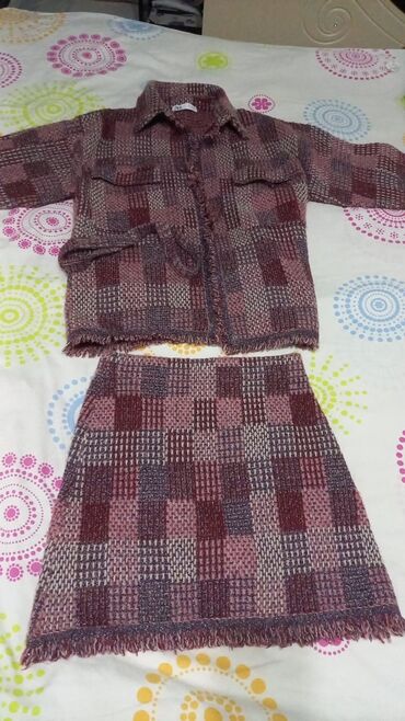 Basanoşka və səndəllər: Ölçü: 37.5, rəng - Sarı, Yeni -da lalafo.az — 5 Basanoşka və səndəllər: Ölçü: 37.5, rəng - Sarı, Yeni — 5