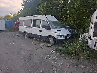 ярус машина: Iveco Daily: 2005 г., Фургон — 1