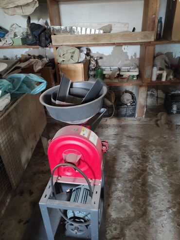 İnkubatorlar: 1000 yumurtalıq inqubator Generator və yem üyüdən ilə birlikdə -da lalafo.az — 7 İnkubatorlar: 1000 yumurtalıq inqubator Generator və yem üyüdən ilə birlikdə — 7