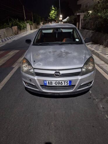 Opel: Opel Astra: 1.7 l. | 2007 έ. 233000 km. Χάτσμπακ — 1