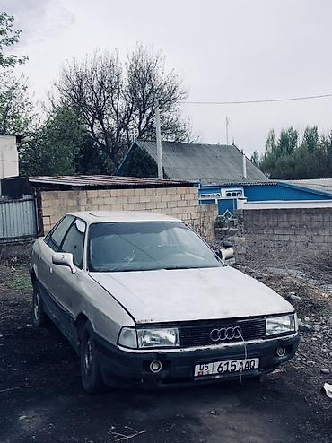 Audi 80: 1988 г., 1.8 л, Механика, Бензин, Седан