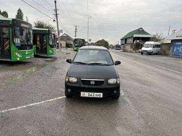 Suzuki: Suzuki Alto: 2003 г., 1.1 л, Механика, Бензин, Хэтчбэк