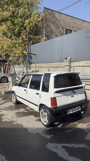 машина tico: Chevrolet : 1999 г., 0.8 л, Механика, Бензин, Хэтчбэк — 2