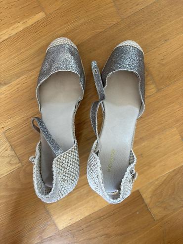 Basanoşka və səndəllər: Qadın espadril sandal – cəmi 2 dəfə geyinilib - Üst hissə: gümüşü — 2