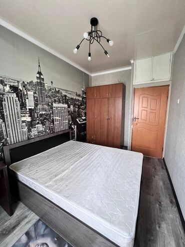 трех комнатную квартиру 8мкр: 3 комнаты, 72 м², 106 серия, 8 этаж, Косметический ремонт