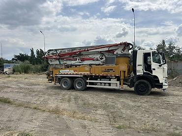 бетон мешалки: Бетононасос, XCMG, 2020 г., 40-60 м — 2