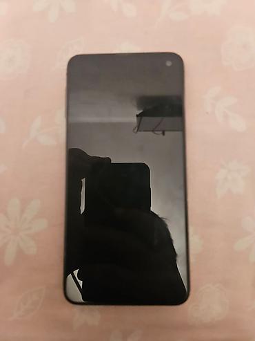 Samsung Galaxy S10e, Б/у, 128 ГБ, цвет - Черный, 2 SIM