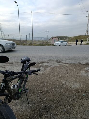 29 luq velosiped: İşlənmiş Şəhər velosipedi 29", sürətlərin sayı: 32, Ünvandan götürmə, Ödənişli çatdırılma