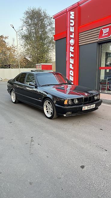 mers 817: BMW 5 series: 1993 г., 4 л, Механика, Бензин, Седан — 2