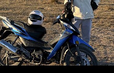 двигатель генератора: Honda Winner 125 (подкапотный «кап»/куб) — городской мопед с ручной — 1