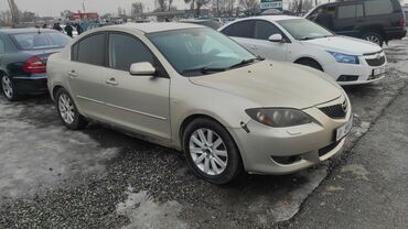 Mazda: Mazda 3: 2005 г., 2 л, Механика, Бензин, Седан