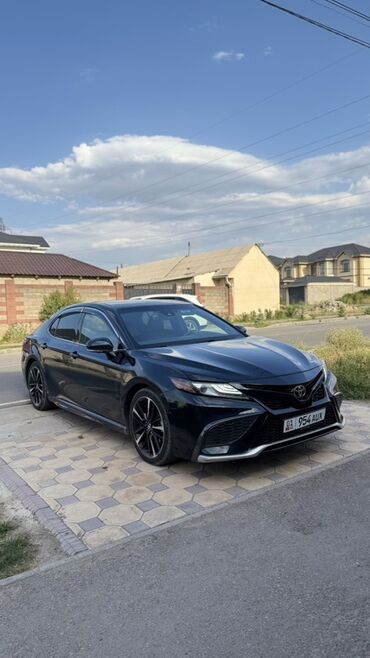 потолок бмв е34: Toyota Camry: 2018 г., 2.5 л, Автомат, Бензин, Седан