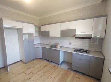 Sifarişlə mətbəx mebeli: Sifarişlə mətbəx dəsti, Özü çəkən petlələr, Mat laminat, Kredit yoxdur, Pulsuz çatdırılma — 14