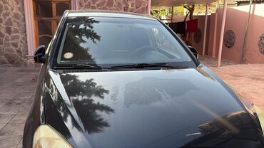 Hyundai: Hyundai Accent: 1.4 l | 2009 il Sedan — 6