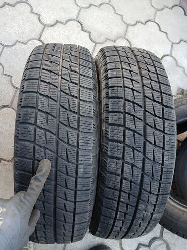 Шины: Шины 185 / 65 / R 15, Зима, Б/у, Пара, Легковые, Япония, Bridgestone