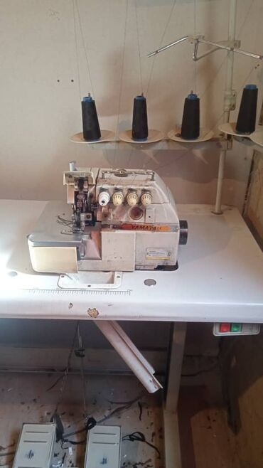 Техника и электроника: Швейная машина Yamata, Оверлок
