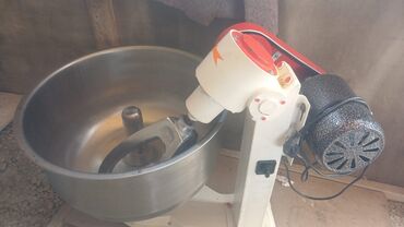 красивые платья на прокат в баку: 1600 manata alinib cemi 2 defe istifade olunub. Işimiz ucun boyuk